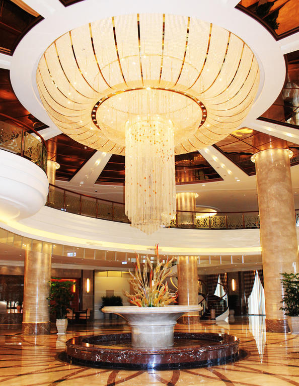 E-Da Royal Hotel Dashu Exterior foto The lobby of the hotel